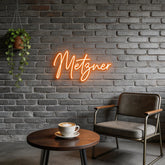 Custom Neon: Metzner