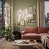 Custom Neon: Mia