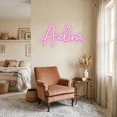 Custom Neon: Aalina