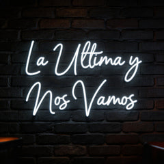 Custom Neon: La Última y ...
