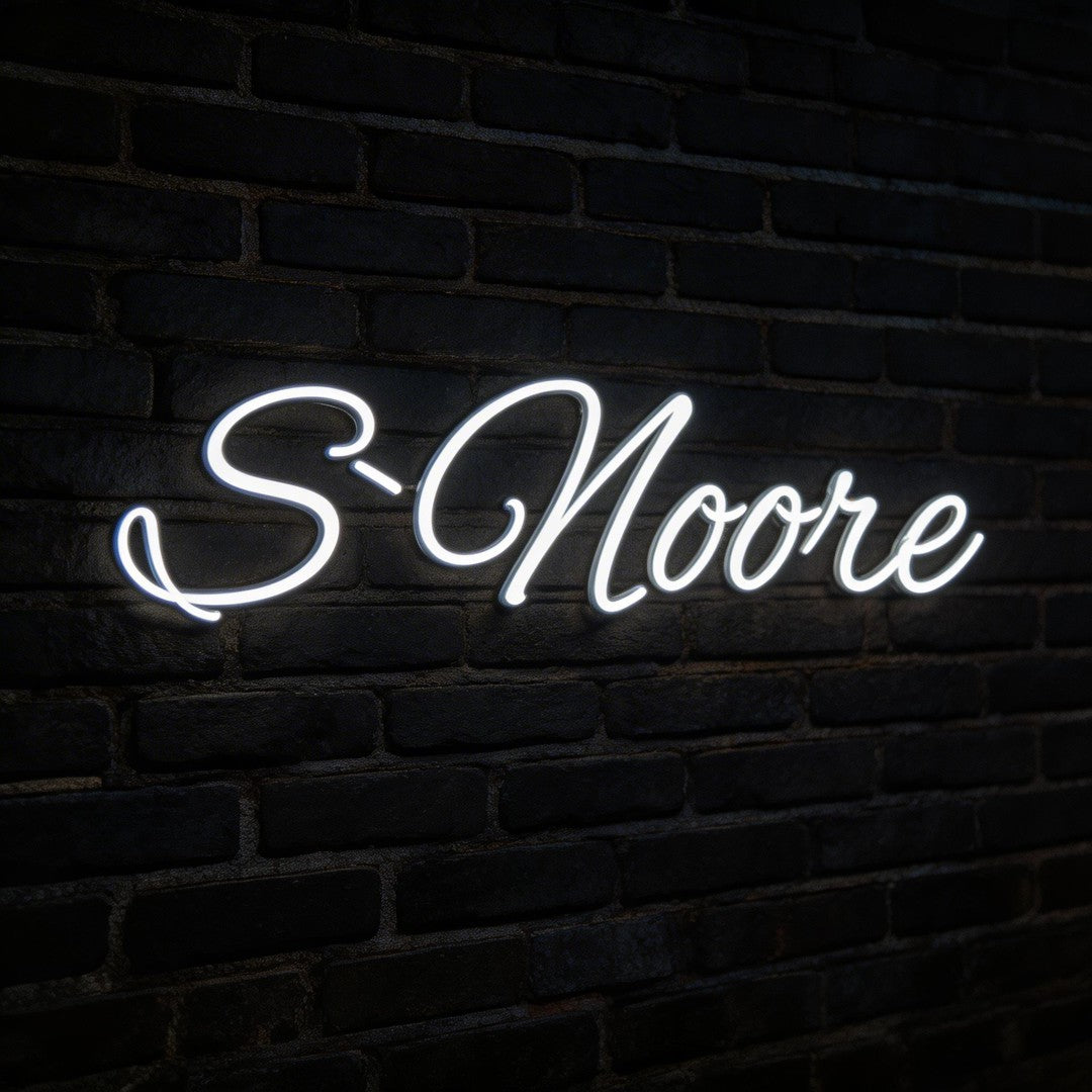 Custom Neon: S`Moore