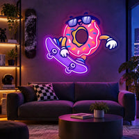 Beignet Mignon Jouant Skateboard Cartoon