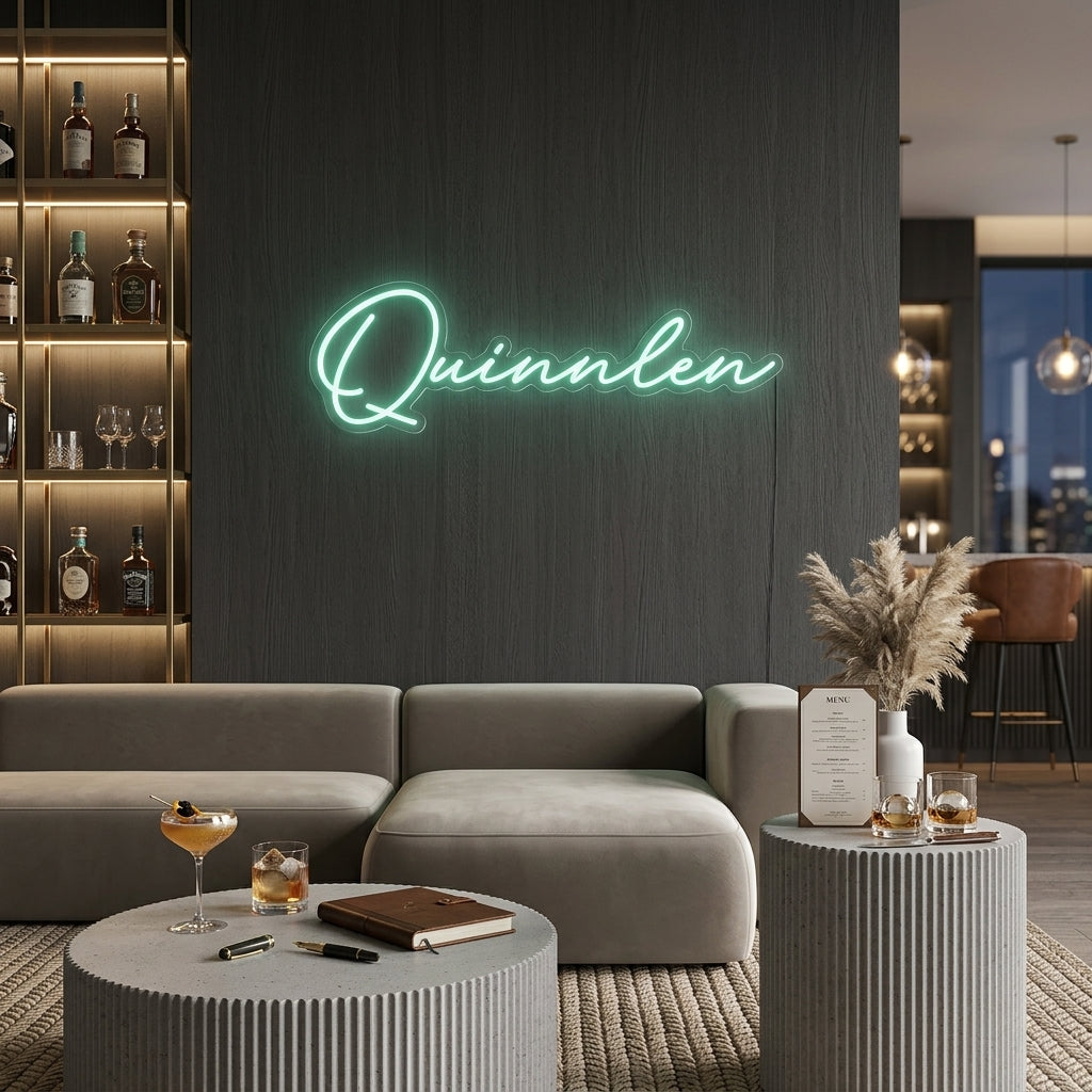 Custom Neon: Quinnlen