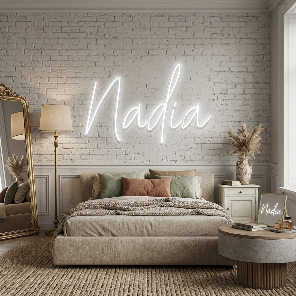 Custom Neon: Nadia