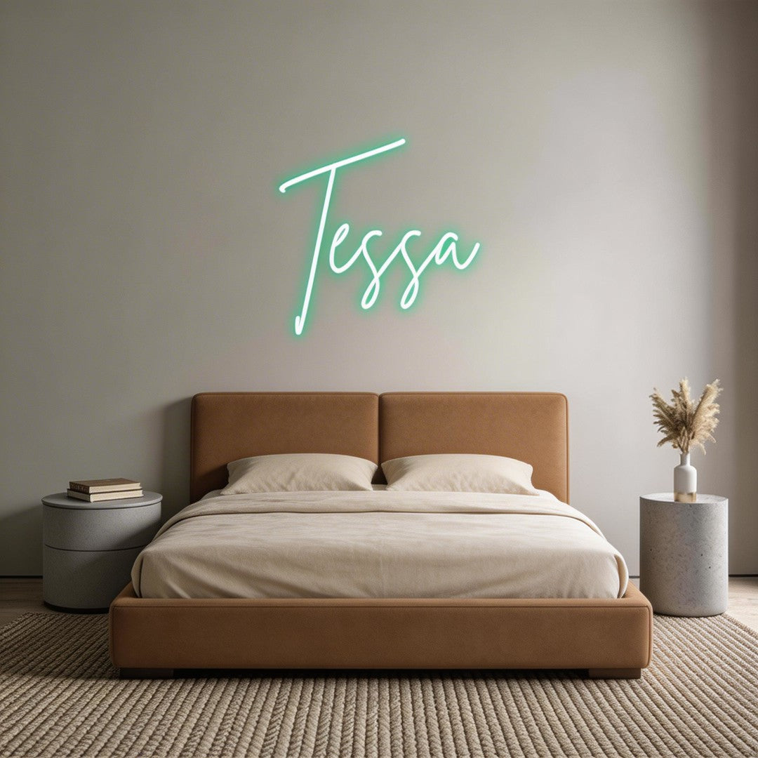 Custom Neon: Tessa
