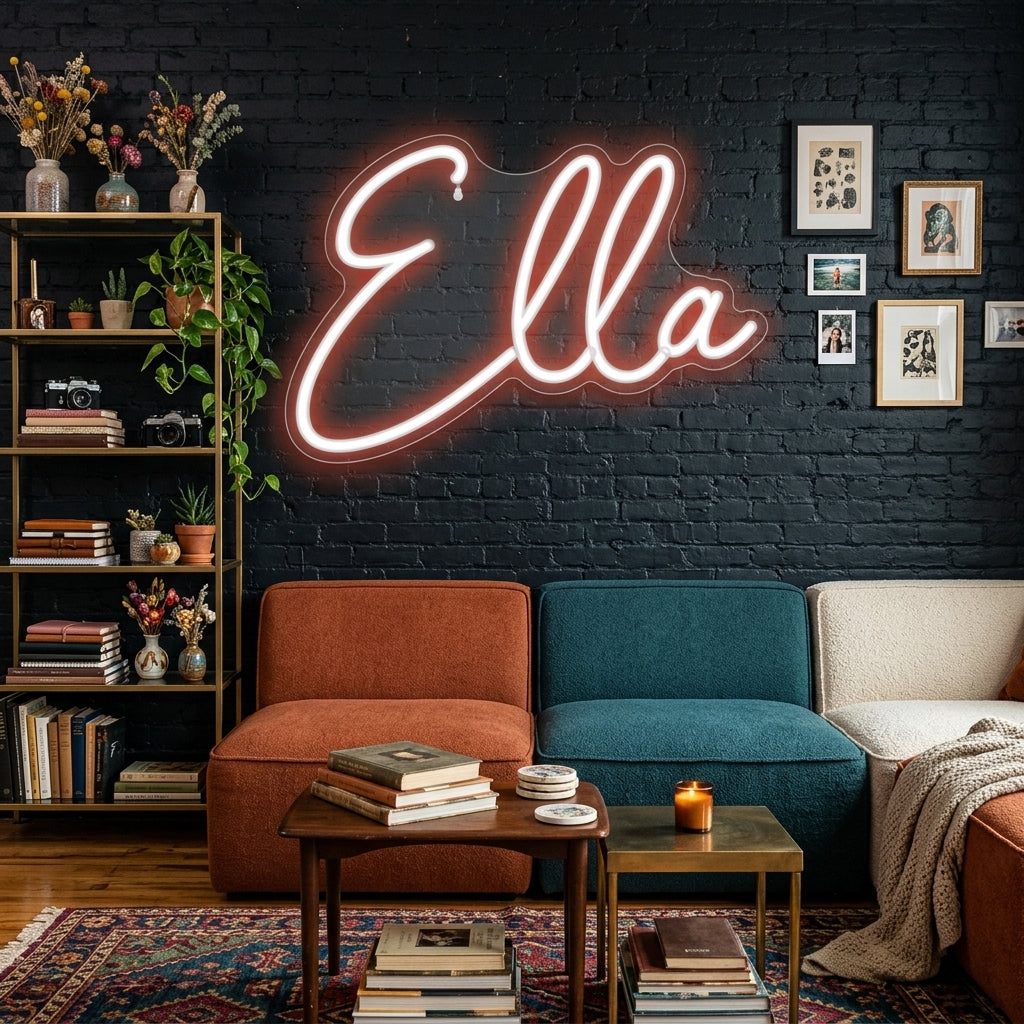 Custom Neon: Ella
