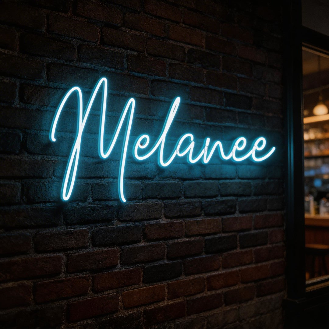 Custom Neon: Melanee