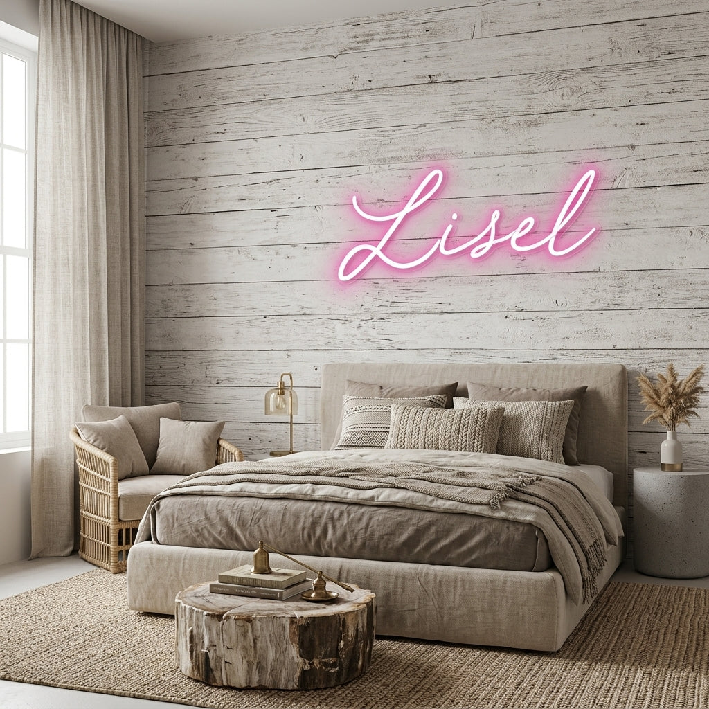 Custom Neon: Lisel