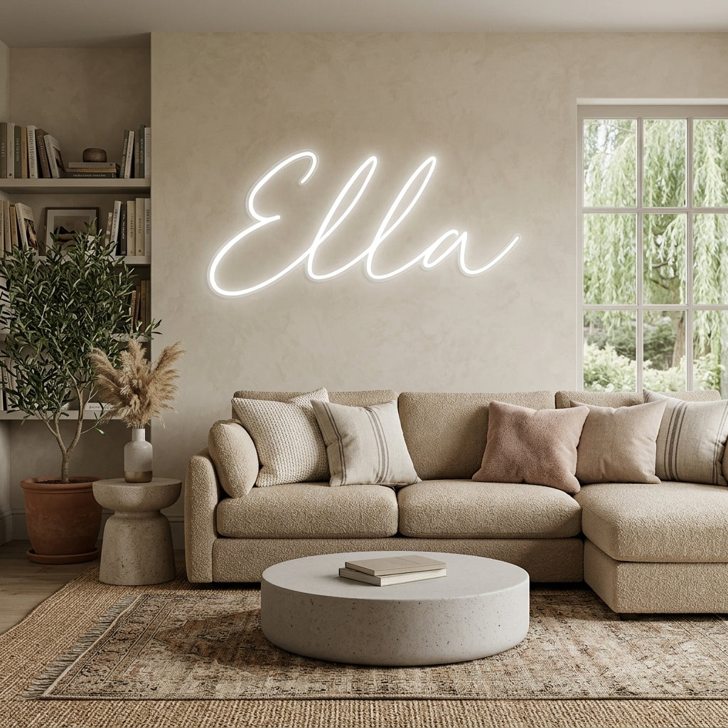 Custom Neon: Ella