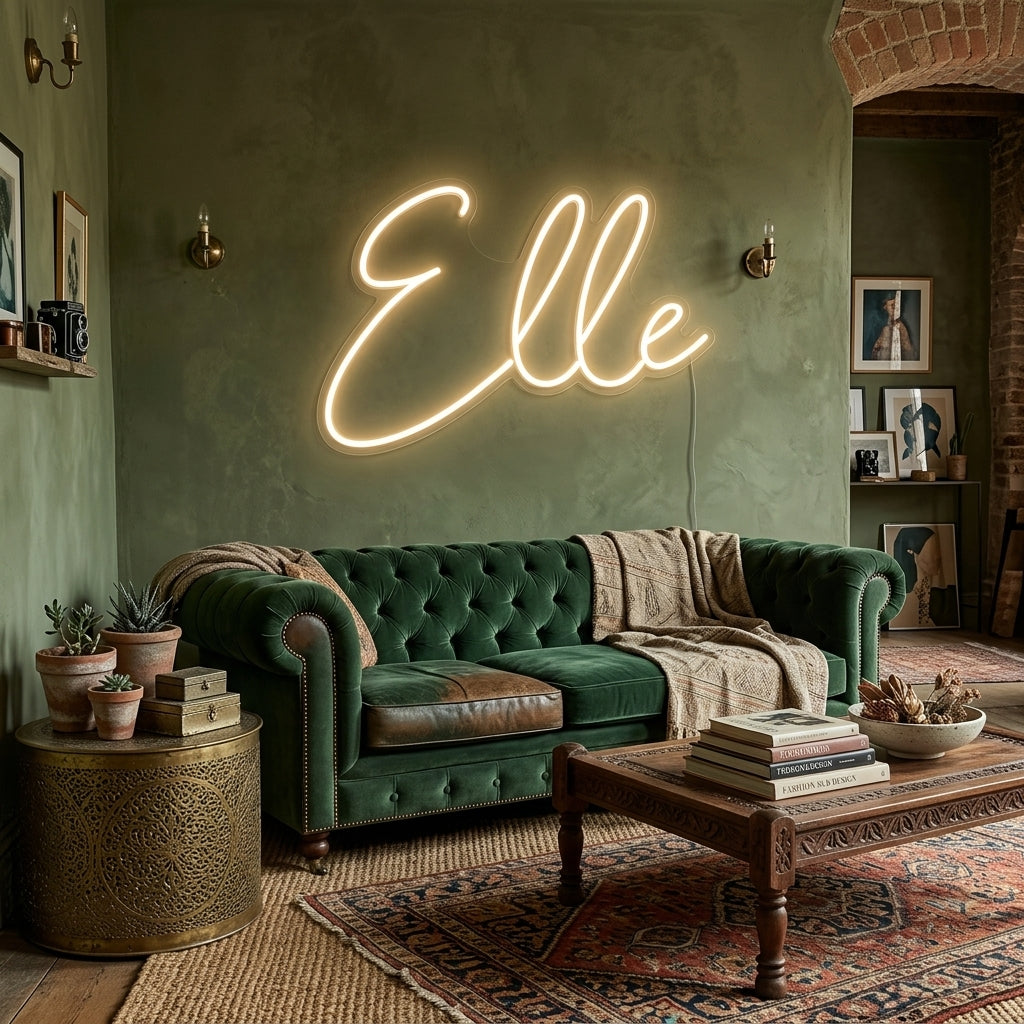 Custom Neon: Elle