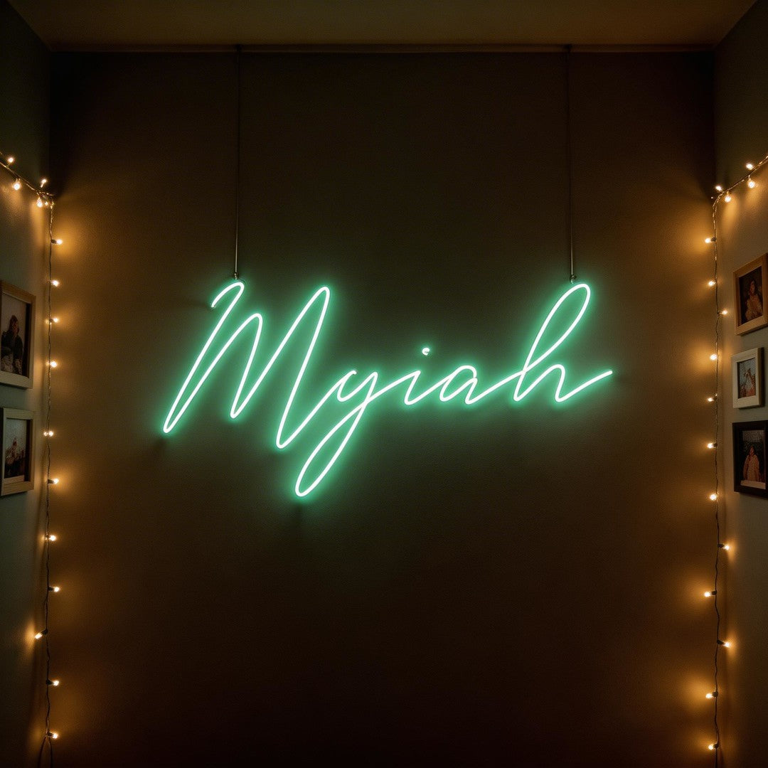 Custom Neon: Myiah