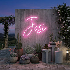 Custom Neon: Josi