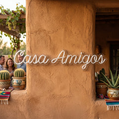 Custom Neon: Casa Amigos