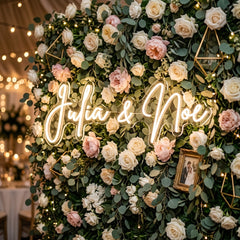 Custom Neon: Julia & Noe