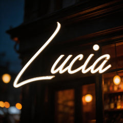 Custom Neon: Lucia