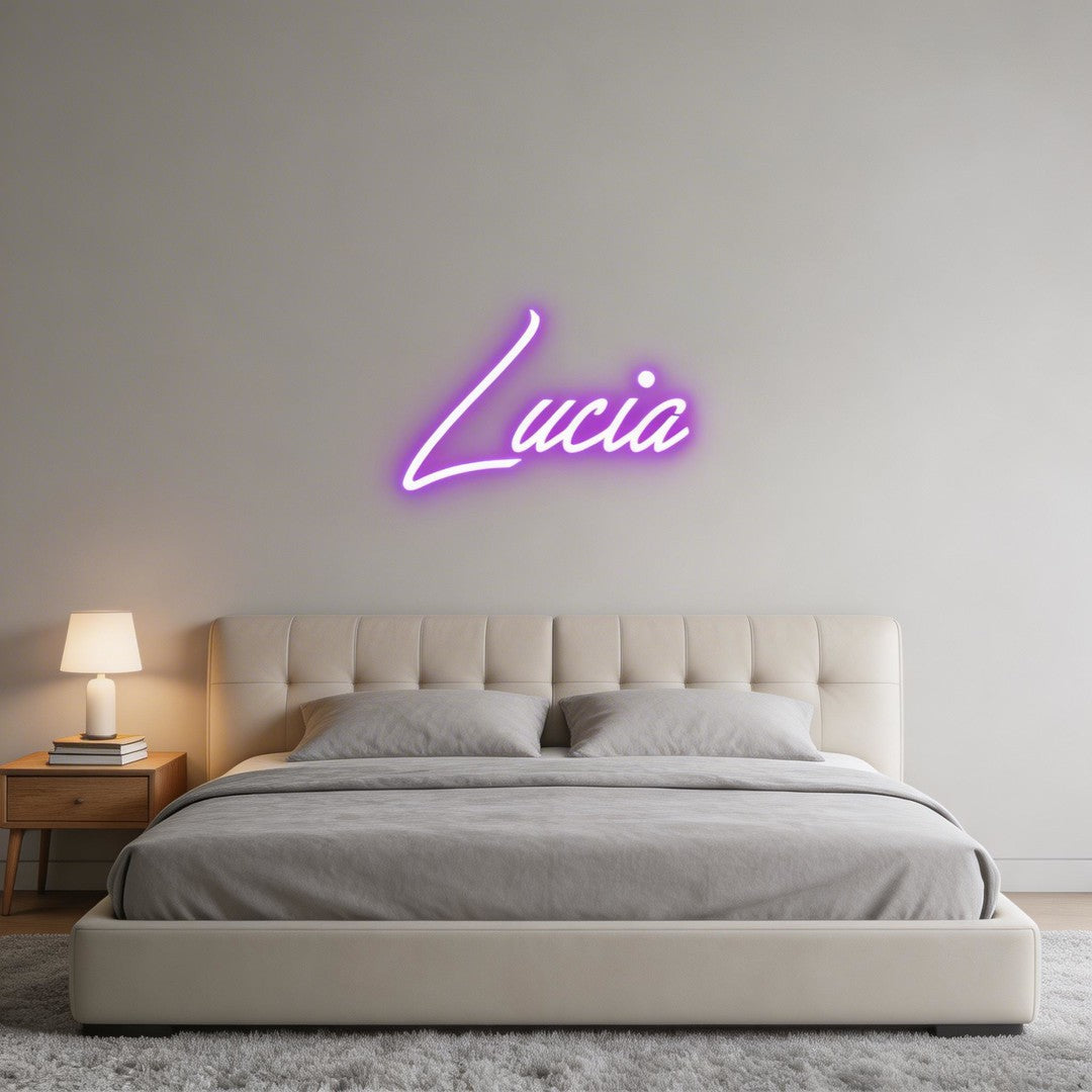 Custom Neon: Lucia